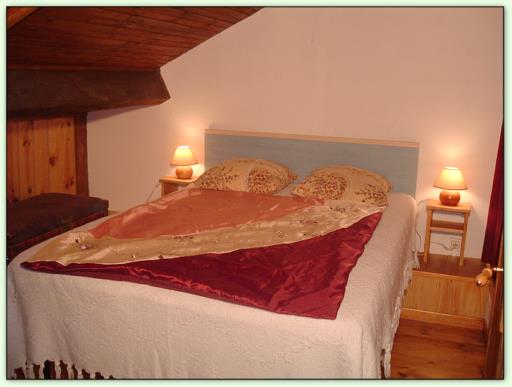 location d un chalet en hautes pyrenees - chambre pour 2 personnes